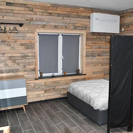 Logement In Wood Brugelette Εξωτερικό φωτογραφία