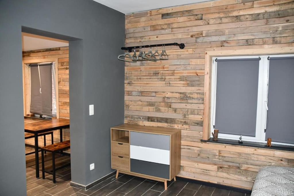 Logement In Wood Brugelette Εξωτερικό φωτογραφία