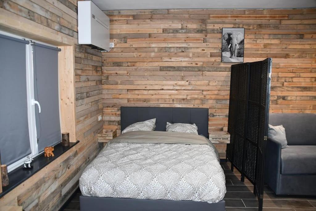 Logement In Wood Brugelette Εξωτερικό φωτογραφία